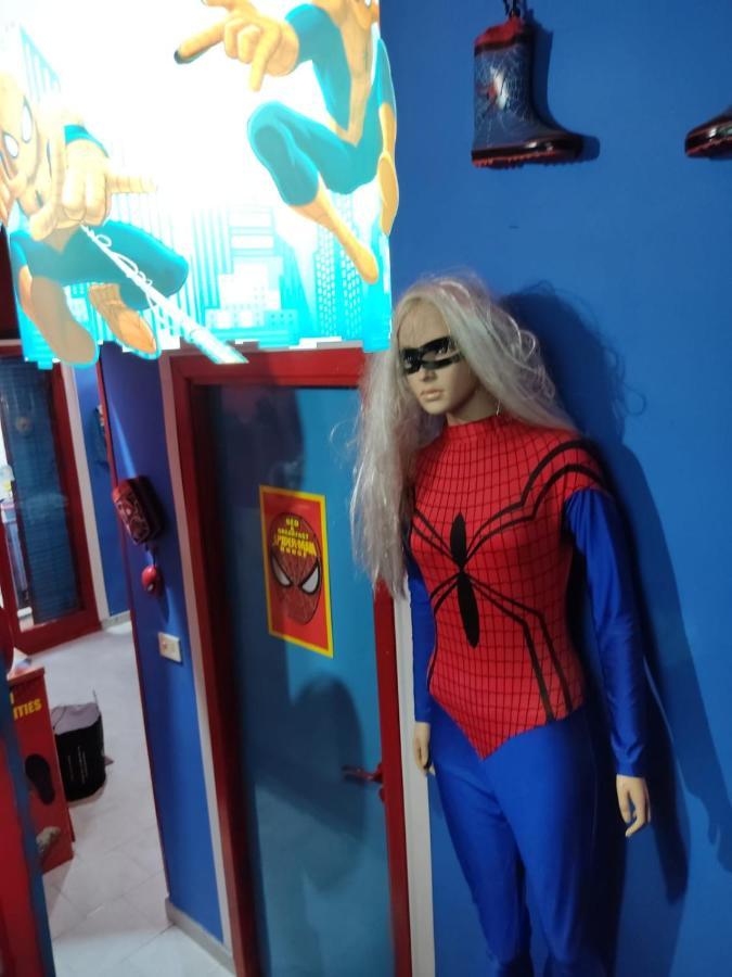 ホテル Spiderman House カターニア エクステリア 写真