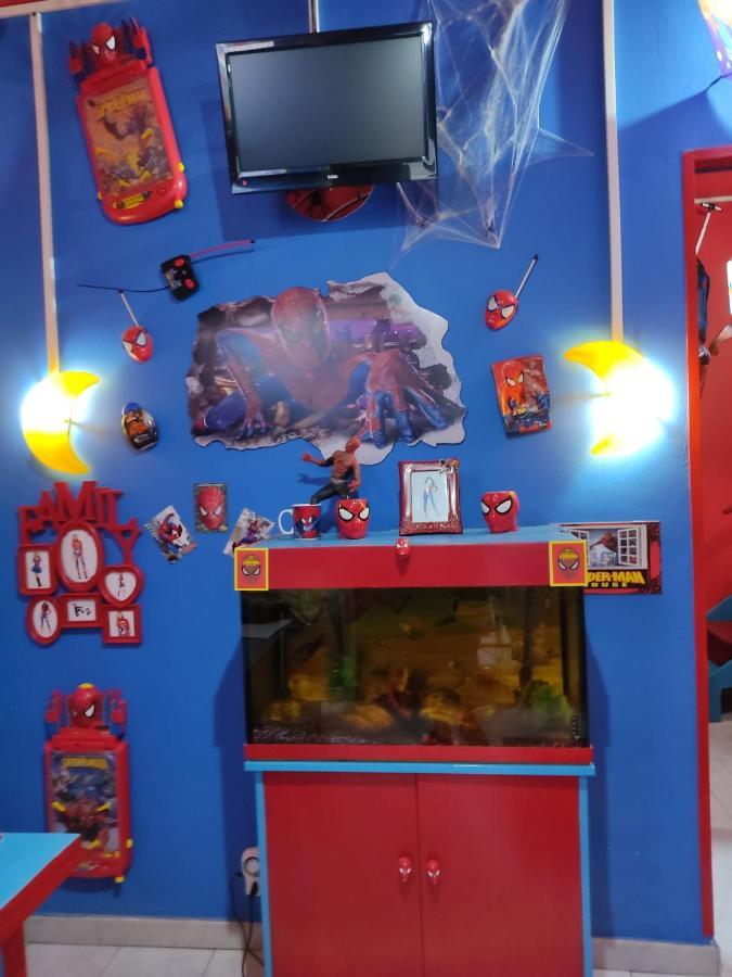 ホテル Spiderman House カターニア エクステリア 写真