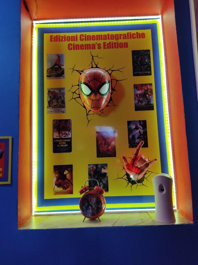 ホテル Spiderman House カターニア エクステリア 写真