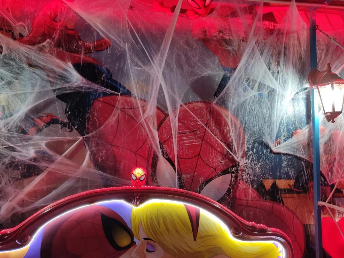 ホテル Spiderman House カターニア エクステリア 写真